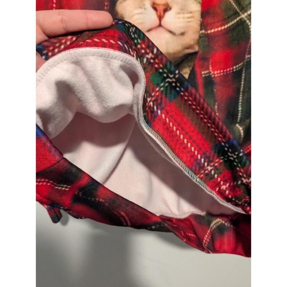 Red Plaid Christmas Cat Adults Sweatshirt Size M - Picture 4 of 6